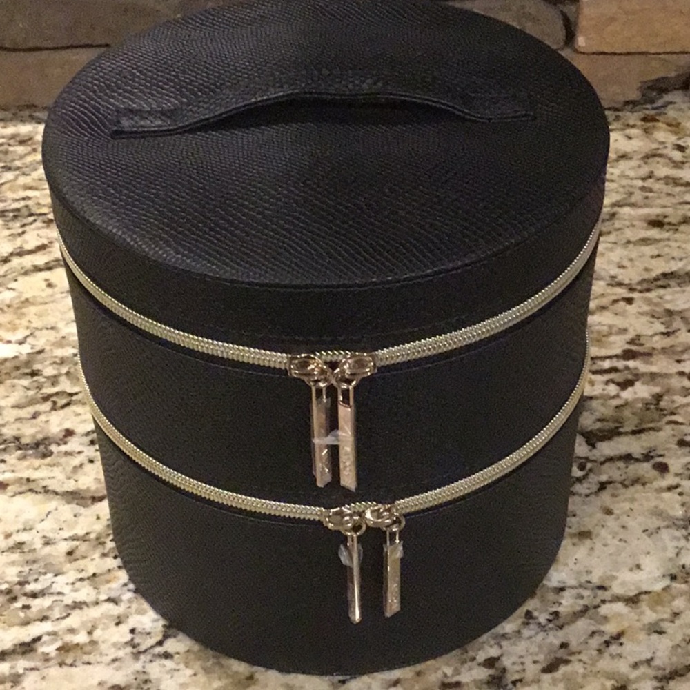 Lancôme Two Compartment Travel Make-up Case. New!